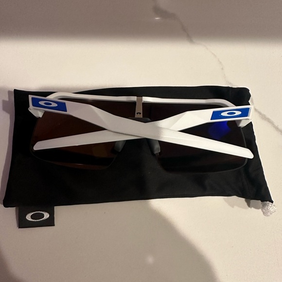 OAKLEY SUTRO SUNGLASSES - Picture 3 of 3